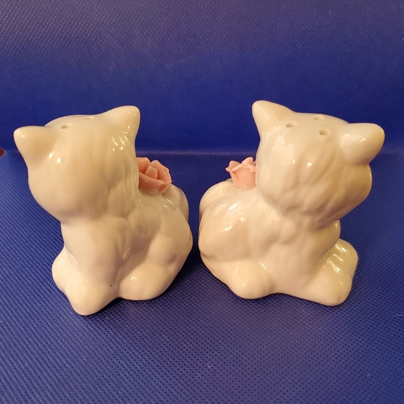 Vintage Ceramic Kitten Salt & Pepper Shake… - Picture 3 of 5